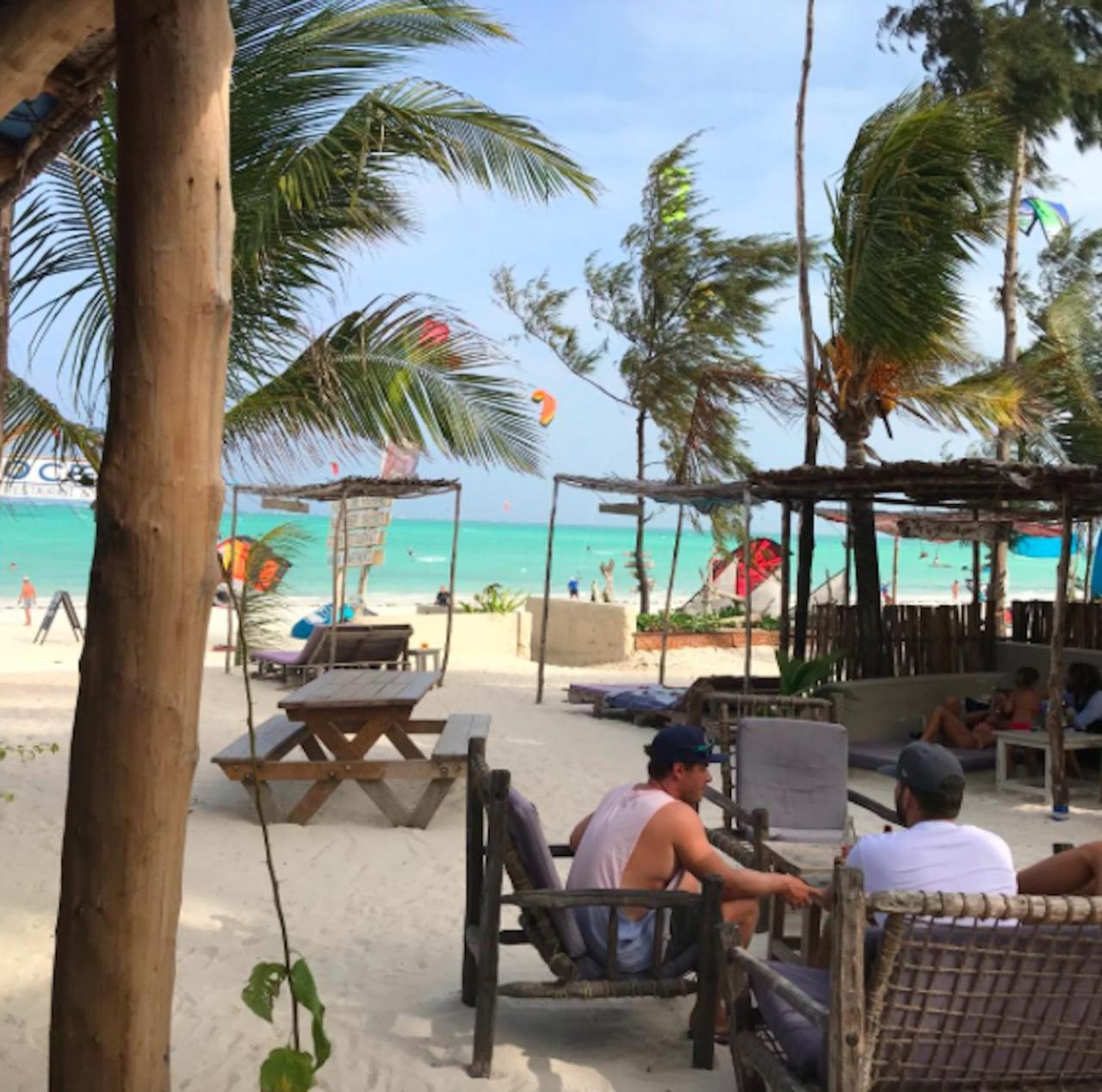 Paje Beach Apartments & Hotel Экстерьер фото